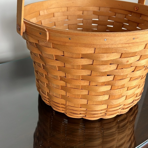 Longaberger Basket - Picture 4 of 9